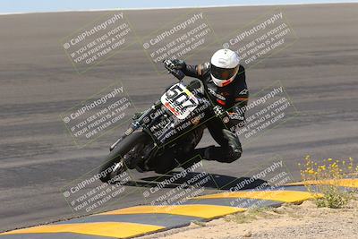 media/Apr-09-2023-SoCal Trackdays (Sun) [[333f347954]]/Bowl Set 1 (1025am)/